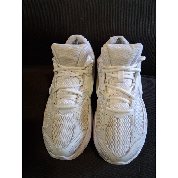 Nike V5 RNR White Black Metallic Silver Womens HQ7901-101 VNDS Sz 9.5 - Picture 2 of 8